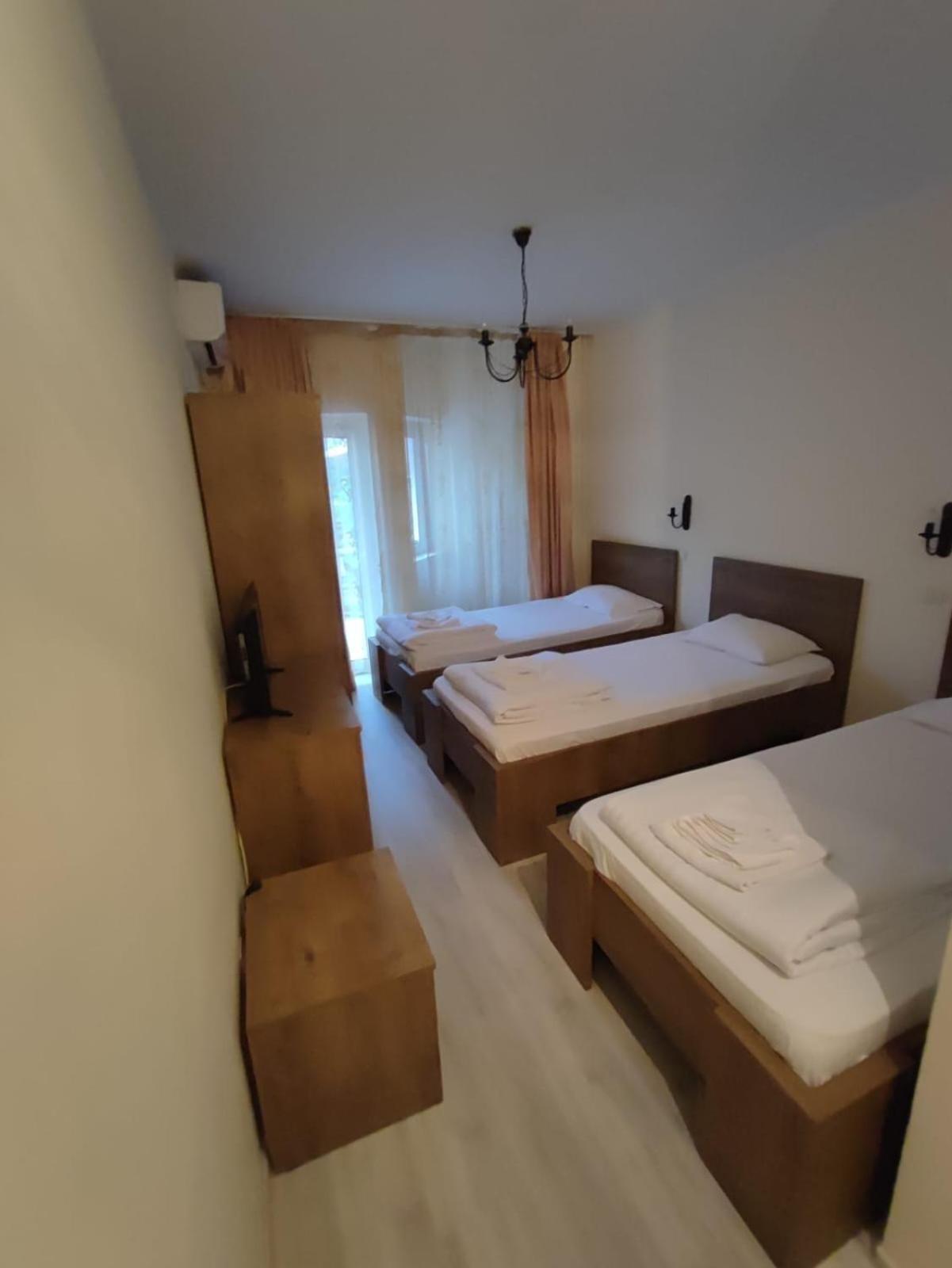 Pensiunea Paradis Herkulesfürdő Kültér fotó
